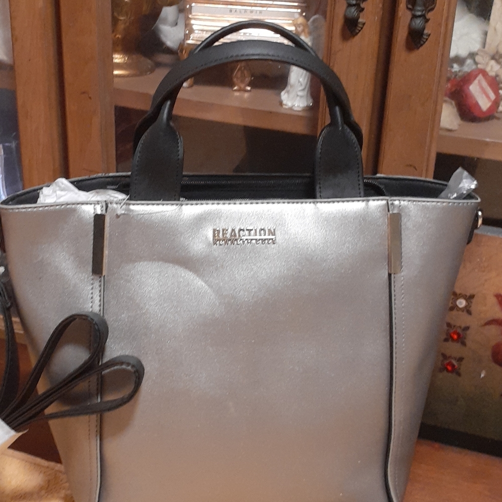 Kenneth Cole